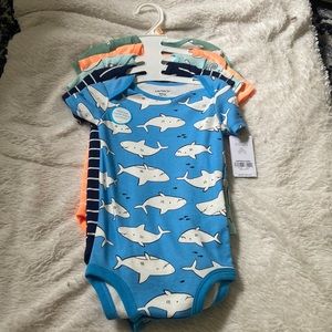 Carter’s short sleeve onesie 5-pack